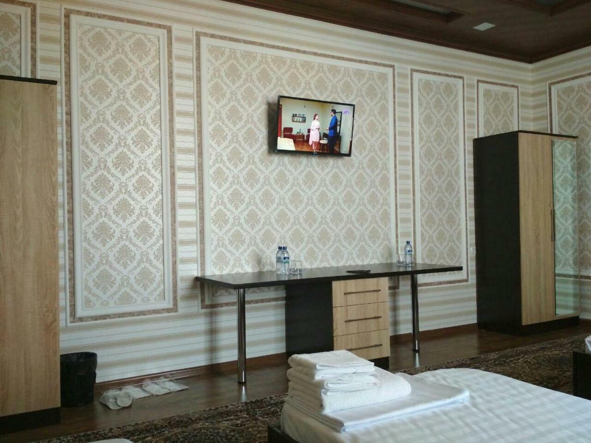 Hostel Farovon Marghilon Екстер'єр фото